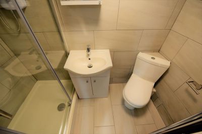 3 bedroom Flat in Flat A, (Ground) - Photo 5