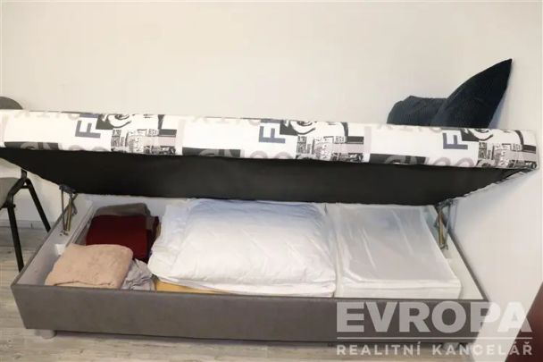 Pronájem plně vybaveného pokoje s 1 lůžkem - Photo 1