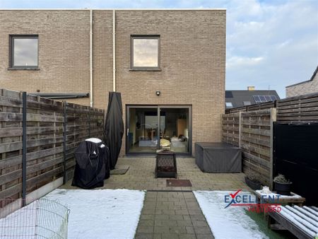 Recente nieuwbouwwoning met tuin te huur in Heule - Photo 3