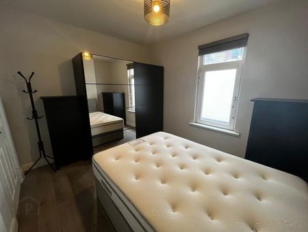 Great Property, 12 Stephen Street, City Center, Belfast, BT1 2JE - Photo 4