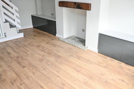 3 bedroom terraced house to rent - Photo 2