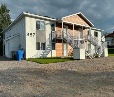 Spacieux et lumineux 4 1/2 avec bureau - St-Séverin en Beauce - Photo 4