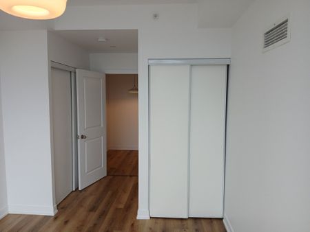 For Lease - 8 Fieldway Road Unit# 506, Toronto, Ontario - Photo 3