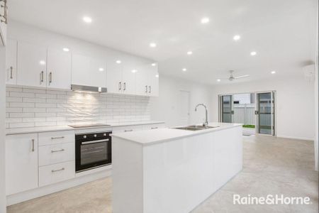 FAMILY HOME IN CENTRAL LOCATION - BREAK LEASE - RENT WILL INCREASE TO $940.00 FROM 28.3.2026 - Photo 2