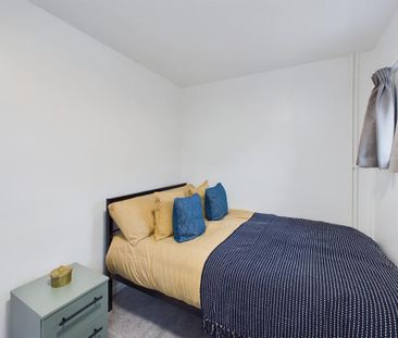 6 bedroom house to rent - Photo 5