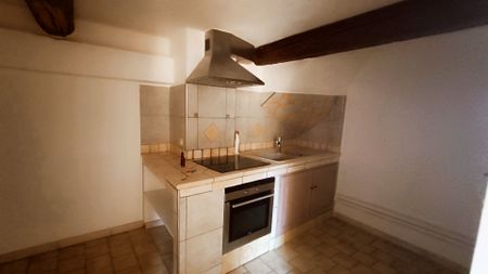 Appartement en duplex 36,80m² BESSE SUR ISSOLE, - Photo 4