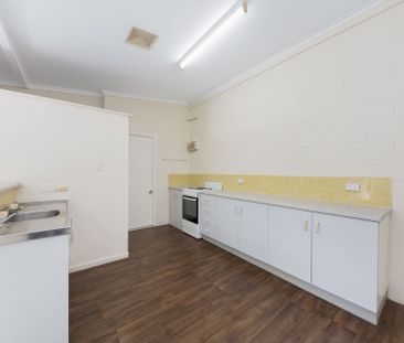 Unit 3/55 Cook Street, - Photo 4