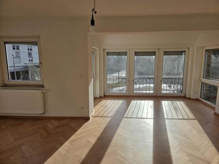 Lichtdurchflutete 3-Zimmer Wohnung Erstbezug nach Renovierung ab sofort! - Photo 4