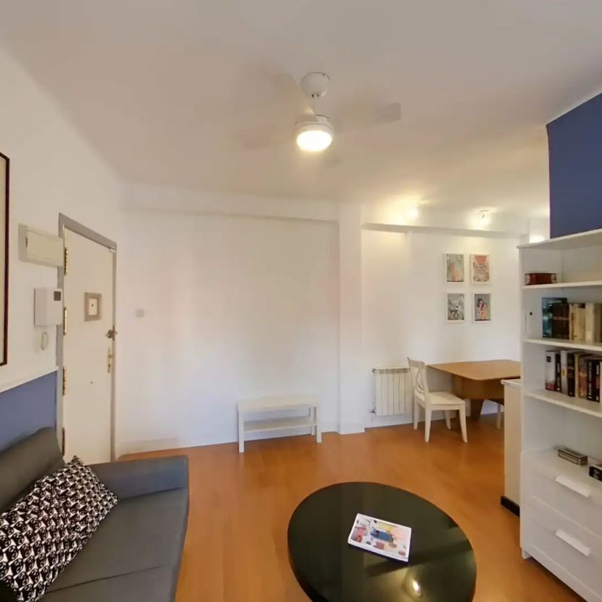 Piso de alquiler en Calle de Virgen del Val, Concepción - Photo 1