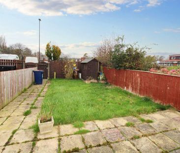 3 bed terraced house to rent in NE6 - Photo 3