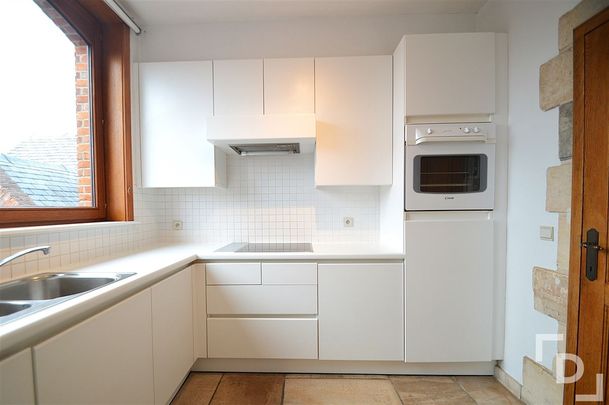 Ruim appartement op toplocatie te huur in Ieper - Photo 1