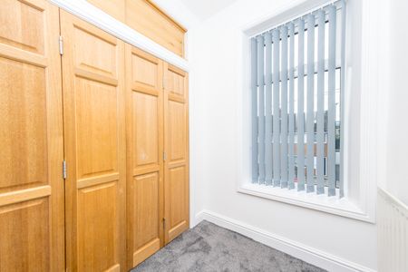 EAST PARK STREET MORLEY LEEDS - Photo 3