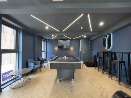 Bronze Studio - Photo 2