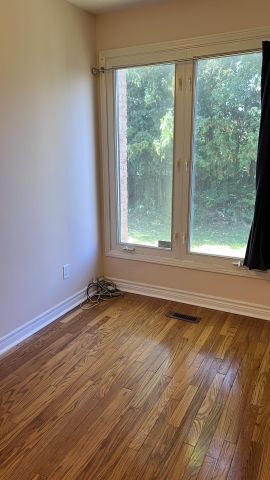 For Lease - 283 Port Royal Trail, Toronto, Ontario - Photo 4