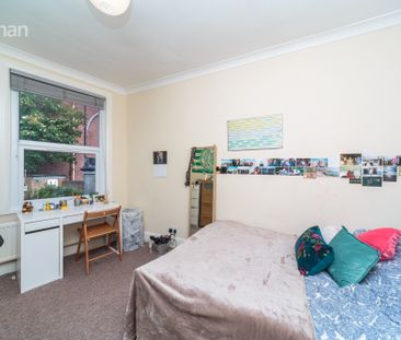 4 bedroom terraced house to rent - Photo 3