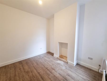 St. James’s Road, Croydon - Photo 3