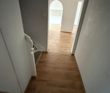 120m²,3 schlafzimmer,Balkon,Garage+Stellplatz,3+4 Etage,Laminat - Foto 5