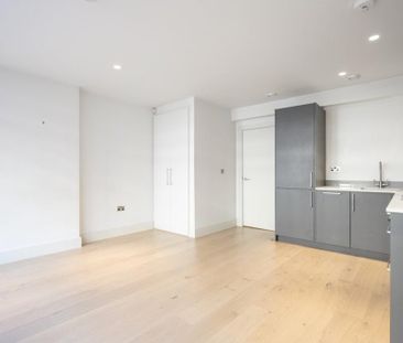 Studio to rent - Photo 5