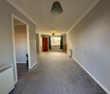 3 bedroom end of terrace house to rent - Photo 1