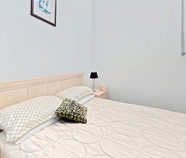 Furnished Modern 3-Bedroom Duplex - Photo 4