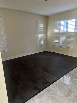 For Lease - 160 Sharavogue Avenue, Oshawa, Ontario - Photo 1