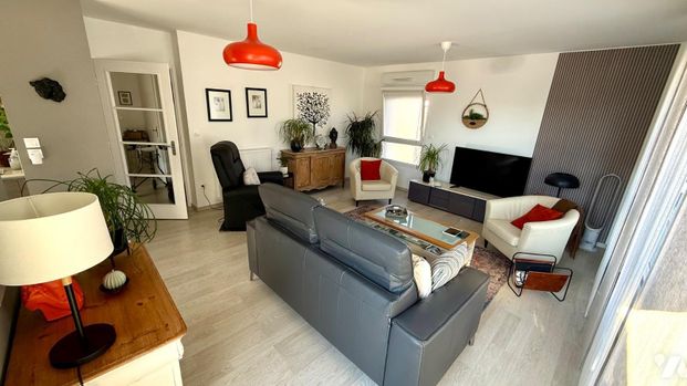 Appartement à Louer à Hazebrouck (59190) Ce superbe appartement, d'une surface habitable de... - Photo 1