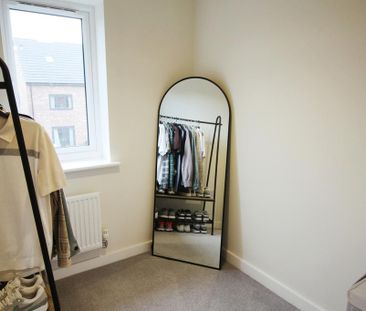 3 bedroom semi-detached house to rent - Photo 6