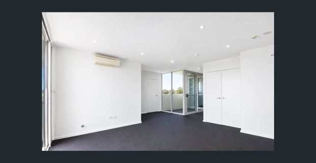 Living in a Prime Strathfield South - Photo 1