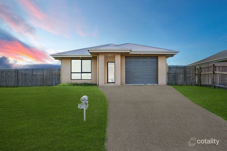 37 Limerick Way, Mount Low QLD 4818 - House For Rent | Domain - Photo 4