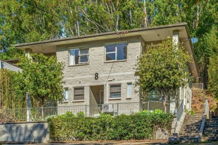 BRIGHT, LIGHT & AIRY - Photo 3