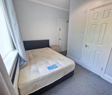 1 bedroom in a house share to rent - Photo 6