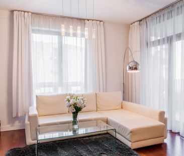 Apartament Miasteczko Wilanów 50 mkw - Photo 1