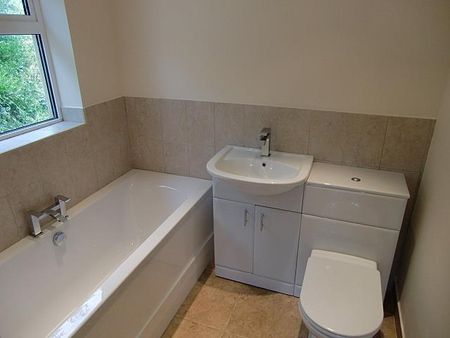 Seafield Road Rustington West Sussex - Photo 3