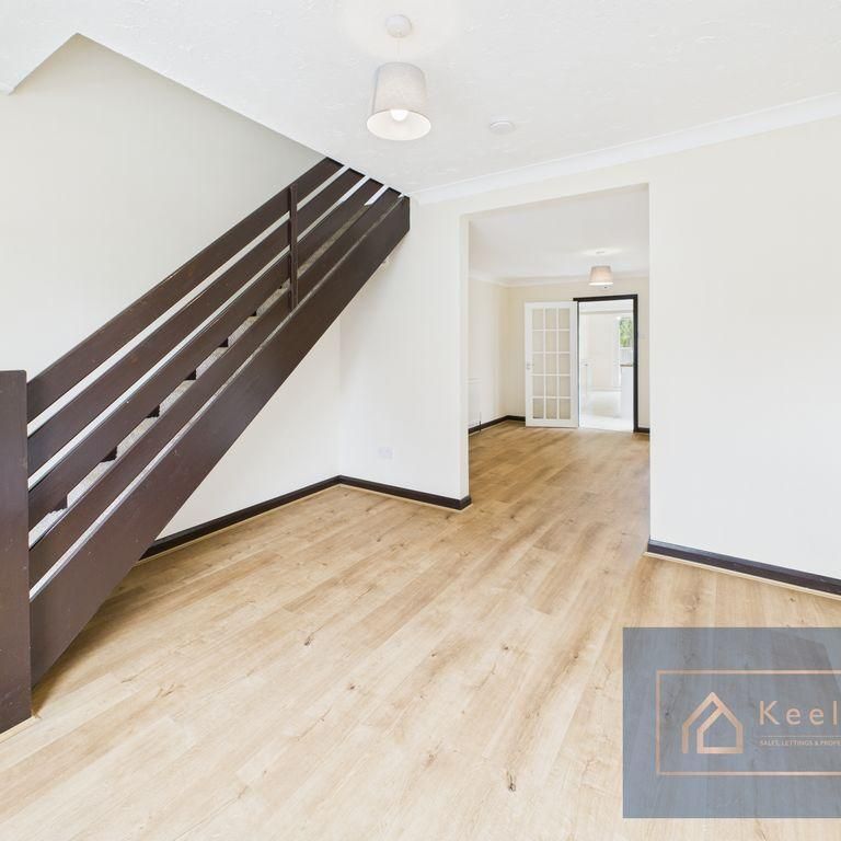 3 bedroom end of terrace house to rent - Photo 1