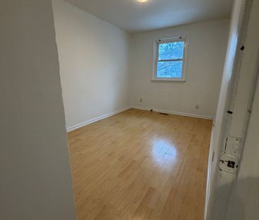 For Lease - 18 Mary Street Unit# 1, Brampton, Ontario - Photo 5
