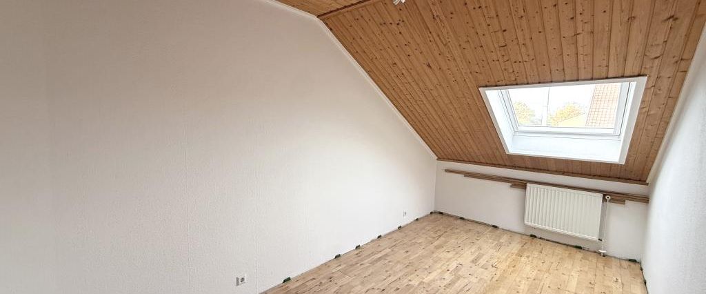 Gepflegte Wohnung mit sonniger Dachterrasse - Foto 1