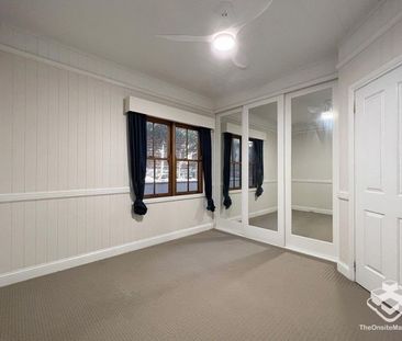 Luxurious family home mins walk to Shopping centre and Indooroopill... - Photo 6