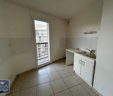 Location Appartement 3 pièces 74m² CAEN 14000 - Photo 4