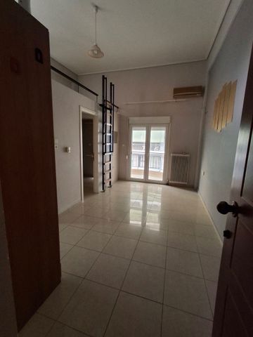 Studio/Γκαρσονιέρα για ενοικίαση Άγιος Κωνσταντίνος - Άγιος Ελευθέριος (Λάρισα) - Photo 4