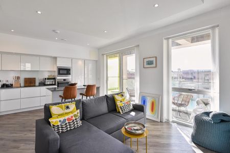 2 bedroom flat to rent - Photo 4
