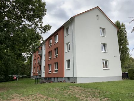 Schöne 3-Zimmer-Wohnung mit Balkon zum 01.11.2024 zu vermieten - Foto 2