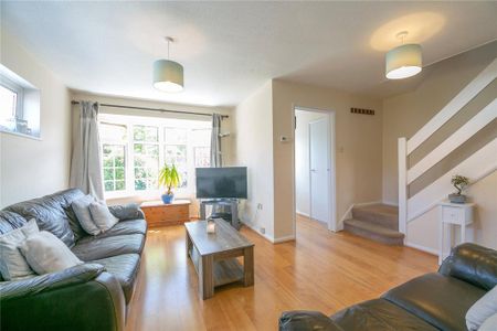 3 bedroom end of terrace house to rent - Photo 4