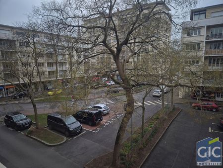 Location Appartement 1 pièce 21m² - Photo 3