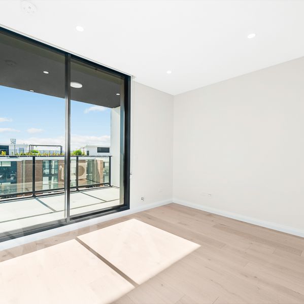 Introducing a Stunning One-Bedroom Apartment at Highline Westmead - Photo 1