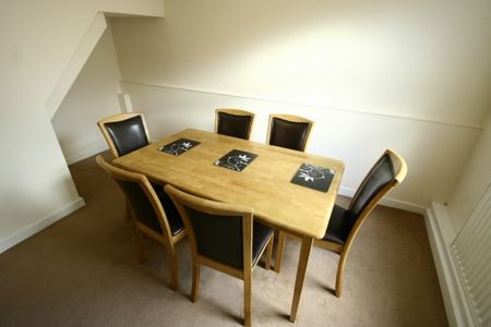 5 Bed - **bills Inclusive** Duke Street, Sunderland - Photo 2