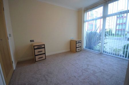 Crown House, 1a Freshpool Way, Sharston, Manchester, M22 4UB - Photo 2