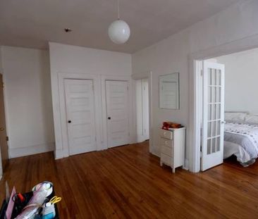 Spacious one bedroom - available March 1st 2025 - Photo 1