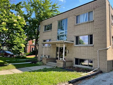 1590 Ouellette Ave Unit 301 For Rent - Photo 4