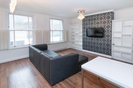 2 Bed Flat, St John's Hill, SW11 - Photo 5