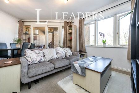 1 bedroom flat to rent - Photo 3